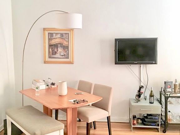 2nd image of 1555 2nd Ave APT 4R