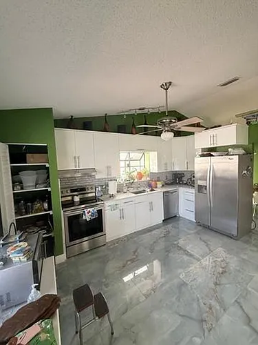 11 Capitol Ct Photo 1