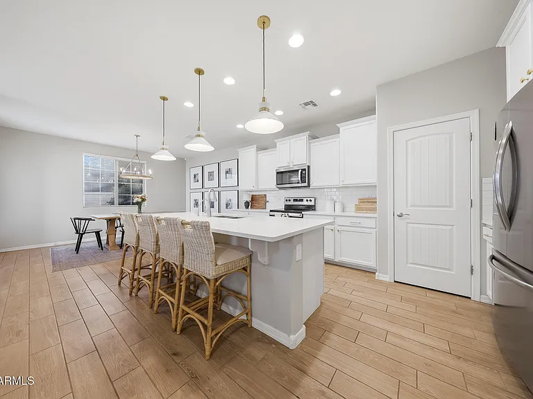 905 S Canal Dr #13 — Photo 7