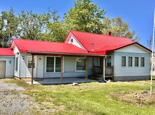 2295 & 2297 Highway 45, Flora, IL 62839