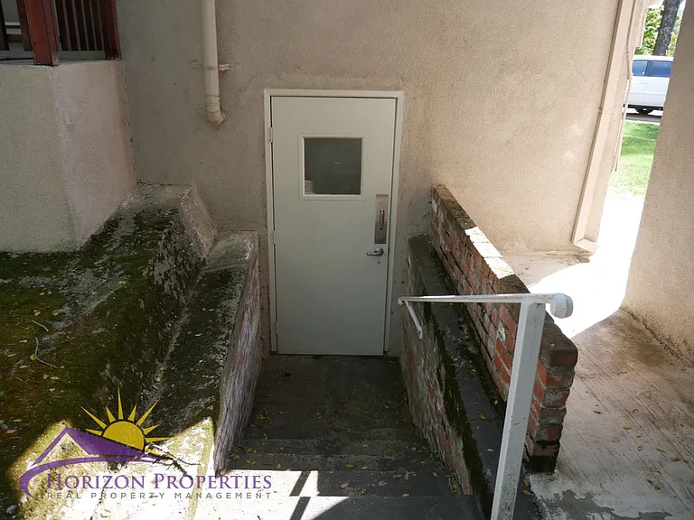 4908 Gastman Way — Photo 16