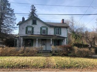 1362 Front St, Crescent, PA 15046