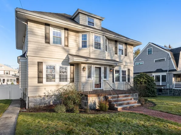 35 Grove St, Medford, MA 02155