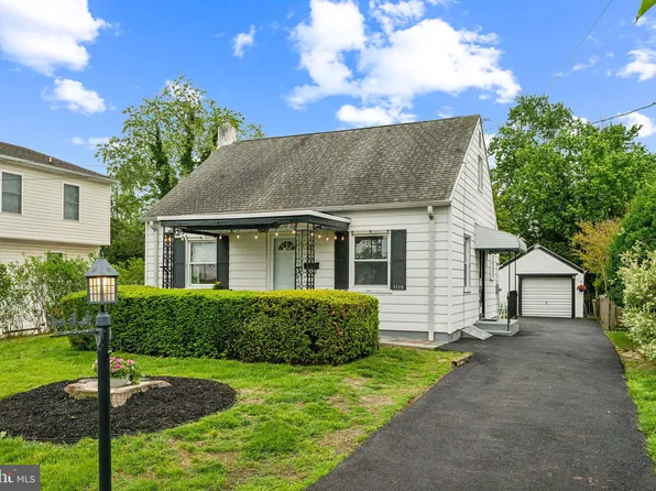 1116 Grant Ave, Woodlyn, PA 19094