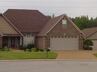 63 Hearthstone Cv, Jackson, TN 38305