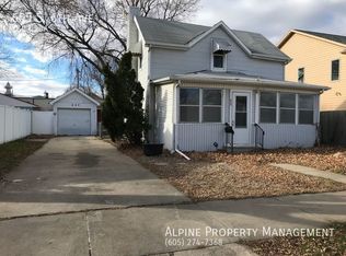 605 S 6th Ave, Sioux Falls, SD 57104