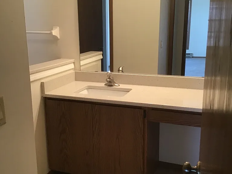 High Point Commons Apartments — Photo 43