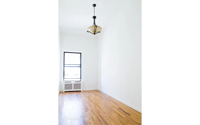 Rented by Douglas Elliman | media 28