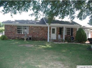 514 Blaine Dr SW, Decatur, AL 35603