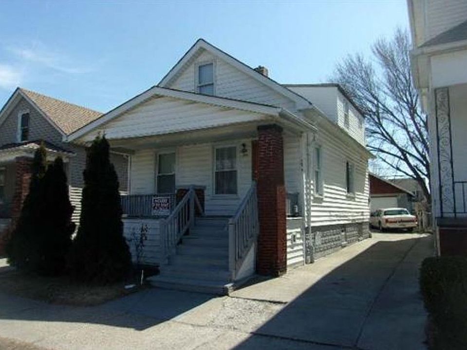 1st image of 3874 Belmont St