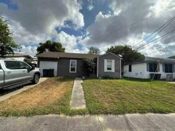4701 Easter Dr, Corpus Christi, TX 78415