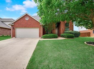 1313 Rosebriar Ln, Mansfield, TX 76063