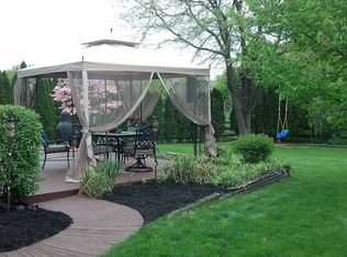 571 Hunters Run, Perrysburg, OH 43551