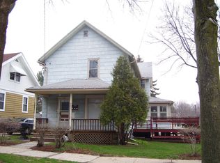 3162 Buena Vista St, Madison, WI 53704