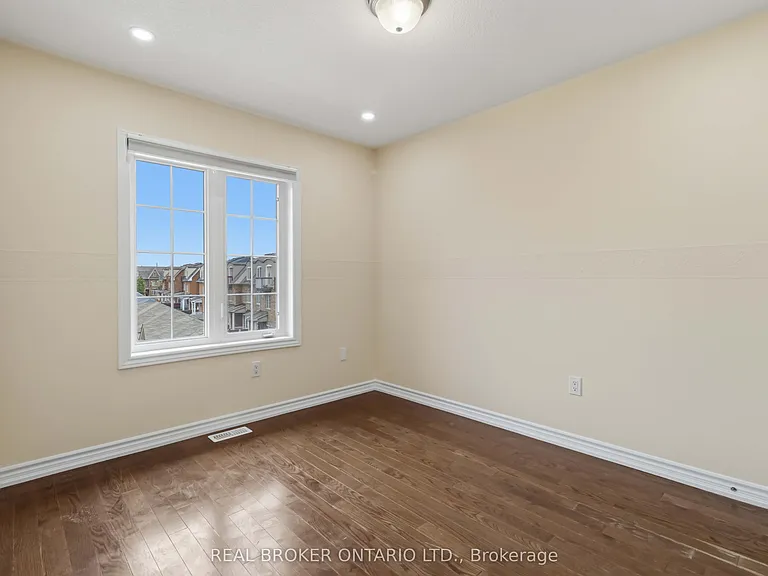 27 McCartney St #MAIN — Photo 29