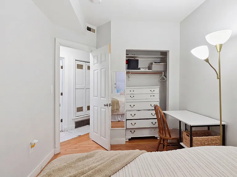 18 Symphony Rd #2B — Photo 16