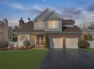 15 National Ave, Brick, NJ 08724