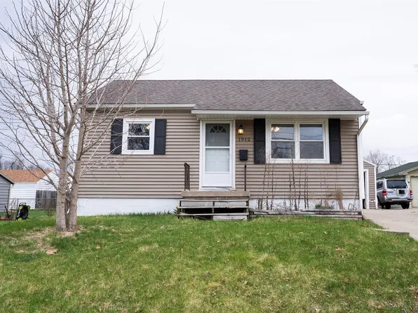 1912 59th St, Des Moines, IA 50322