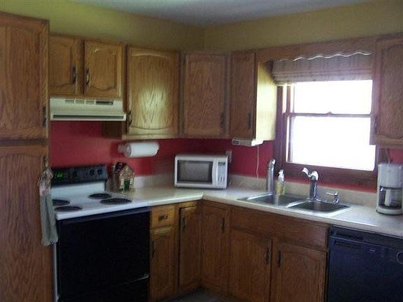 3rd image of 30185 E Shore Dr