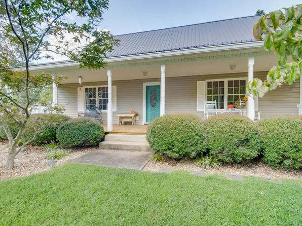 3022 Vanleer Hwy, Charlotte, TN 37036