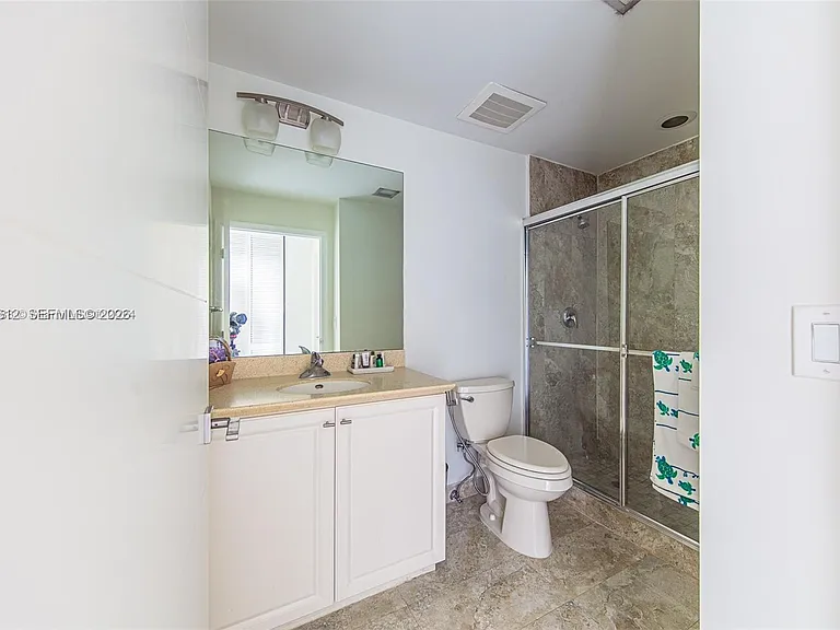 3340 NE 190th St #1101 — Photo 11