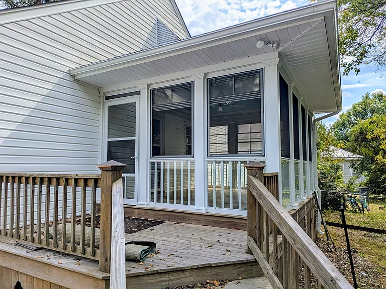 726 Marshall Ave — Photo 12