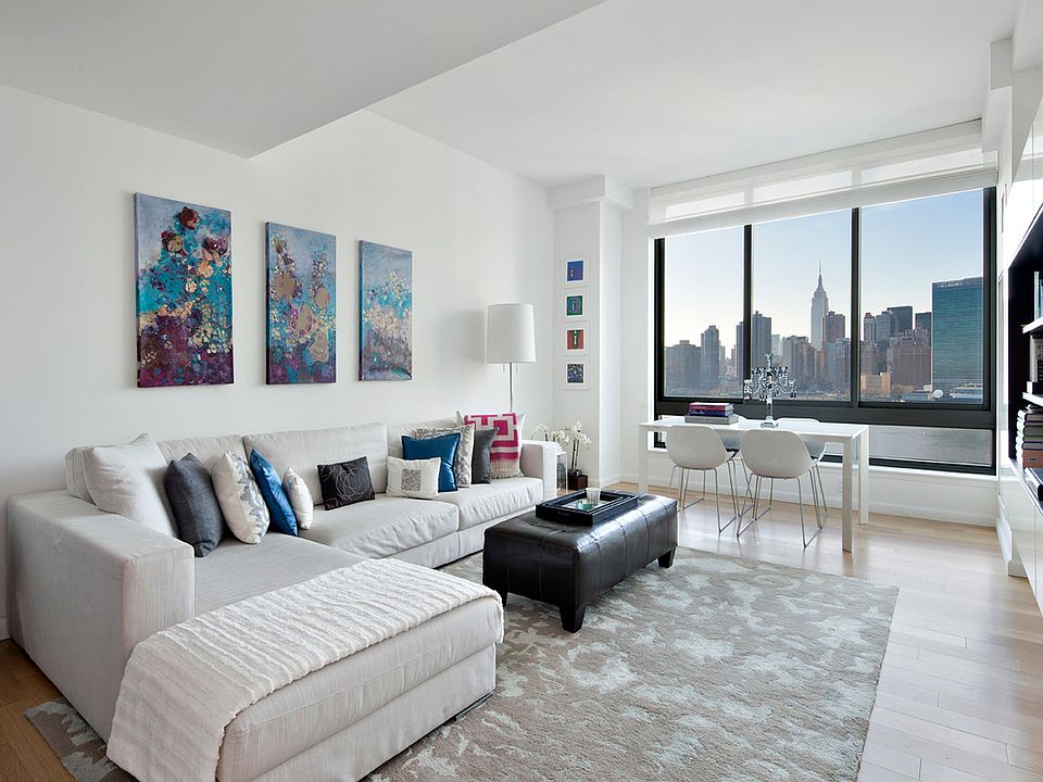 1st image of 4630 Center Blvd APT 709