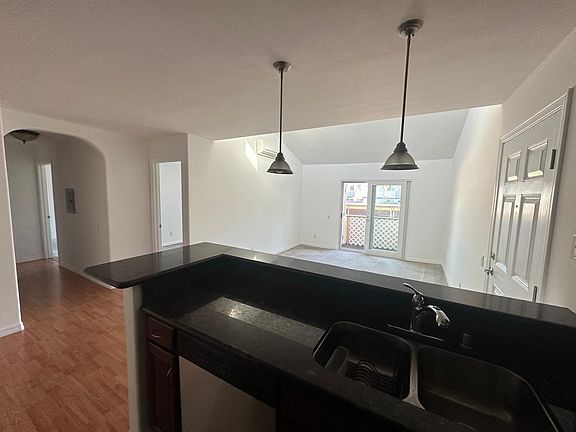 4th image of 5402 Balboa Arms Dr Unit 402