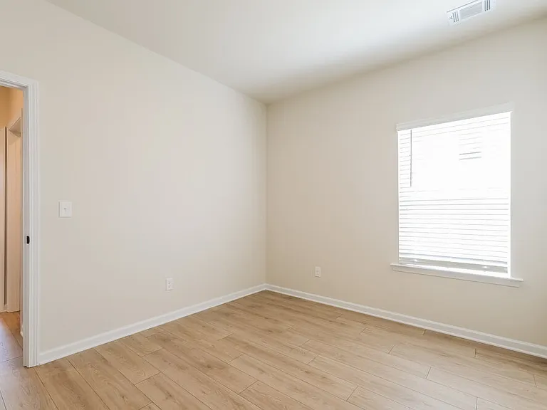 200 Sunfish Cir — Photo 13