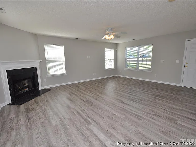 5909 Rivercliff Ct — Photo 4
