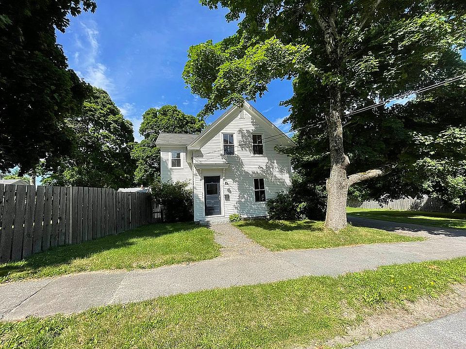 1st image of 399 Buck St