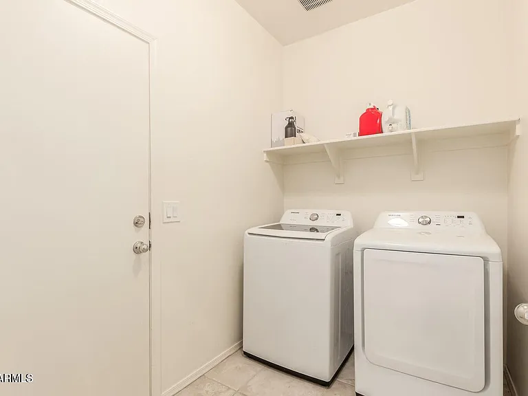 21612 W Kimberly Dr — Photo 9