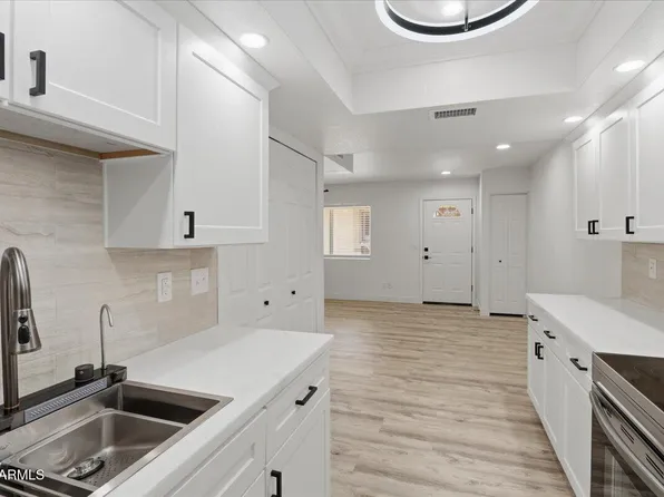 10216 N 7TH Avenue #2, Phoenix, AZ 85021