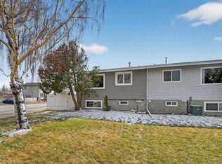 1016 42nd Ave N, Lethbridge, AB T1H 6B9