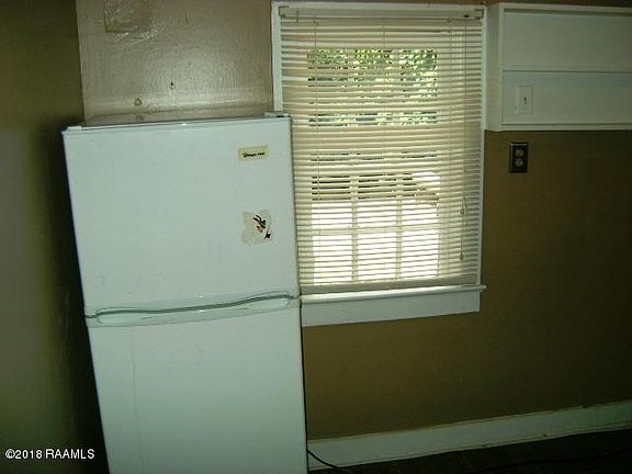 5th image of 700 W University Ave #C