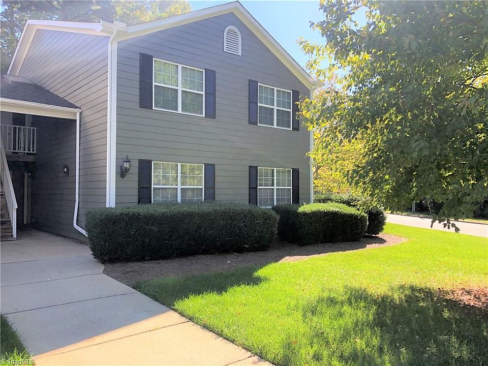 1st image of 719B Shelby Dr