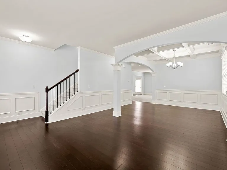3845 Alden Pl — Photo 5
