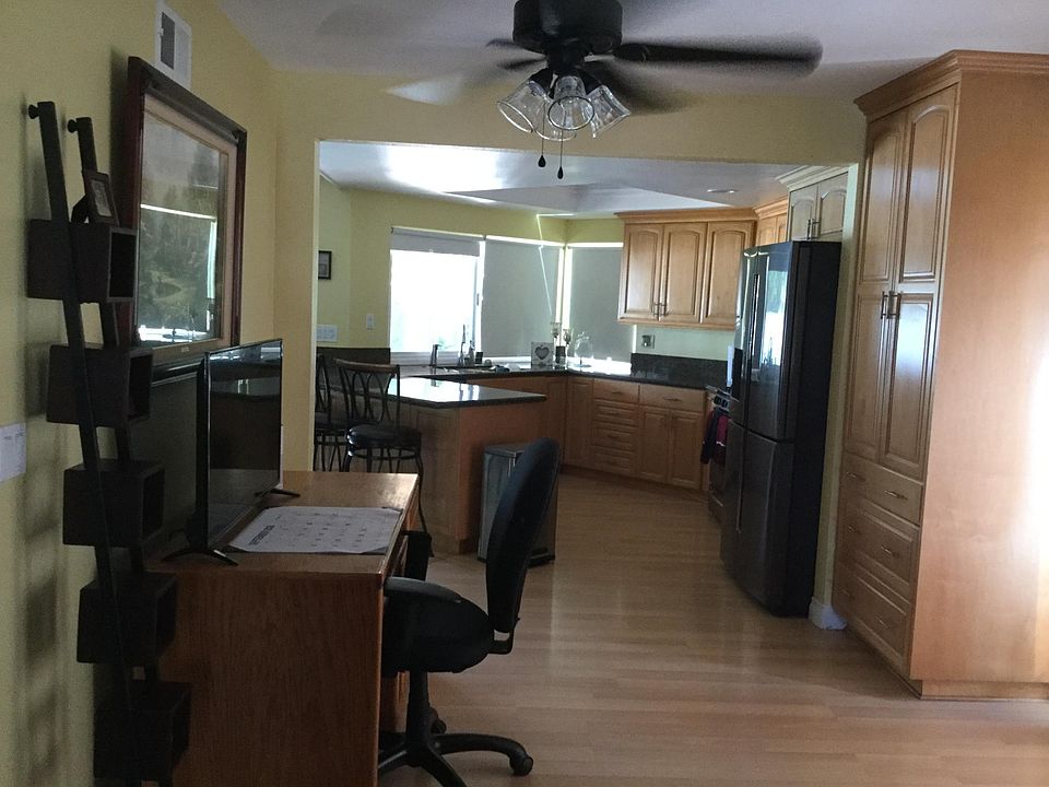 2nd image of 16662 Sugarloaf St