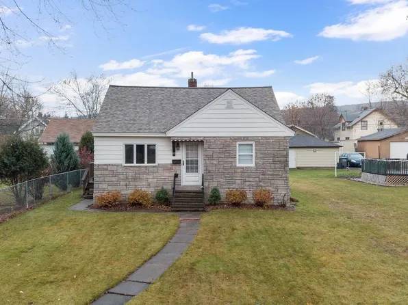 17 S 65th Ave W, Duluth, MN 55807