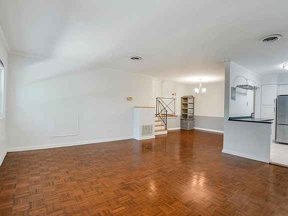 2nd image of 361 Claremont Ave APT 2
