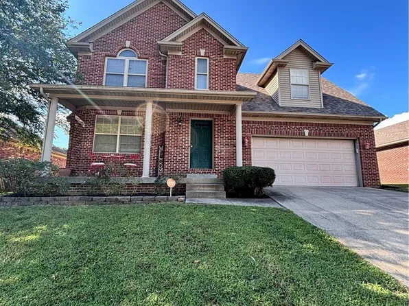 1714 Sterling Oaks Drive, Sellersburg, IN 47172