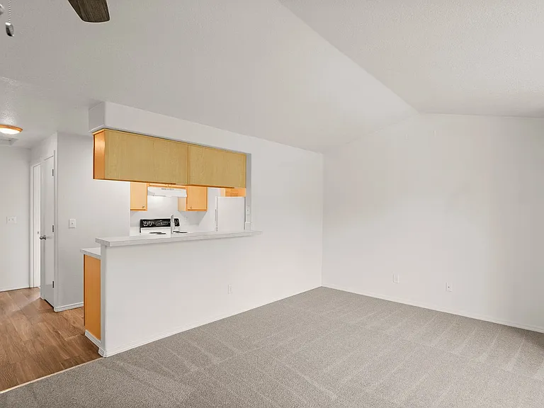 4270 SW 159th Ave #B — Photo 6