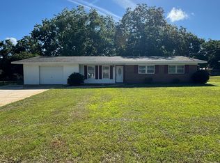 106 Mockingbird Ln, Enterprise, AL 36330