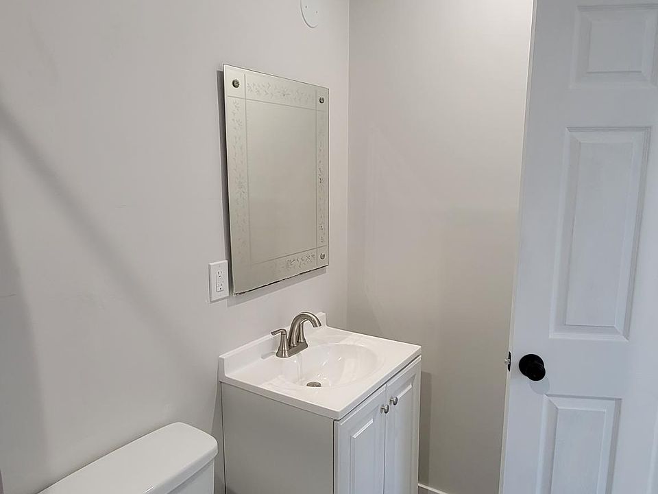 1st image of 1738 Weaver St
