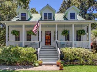 511 Deer St, Mount Pleasant, SC 29464