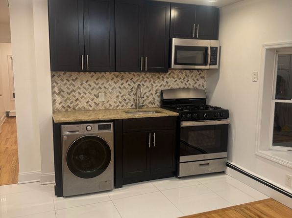 131 Beach 121 St #L7