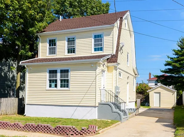 129 Cochran Place, Valley Stream, NY 11581