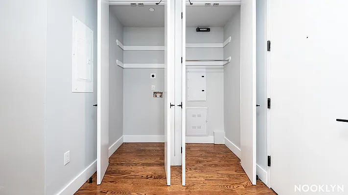 Rented by Nooklyn NYC LLC | media 83