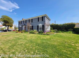 3960 Olive Ave, Long Beach, CA 90807