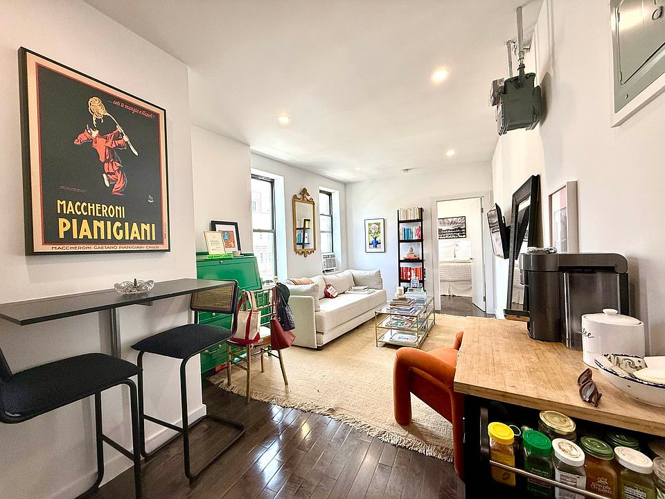 1st image of 70 Kenmare St APT 32